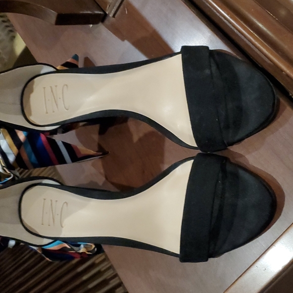 Inc Sandals - Picture 4 of 5